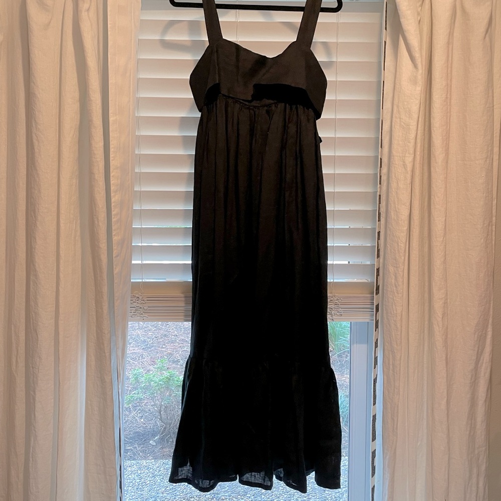 Beautiful, never worn Caara dress.